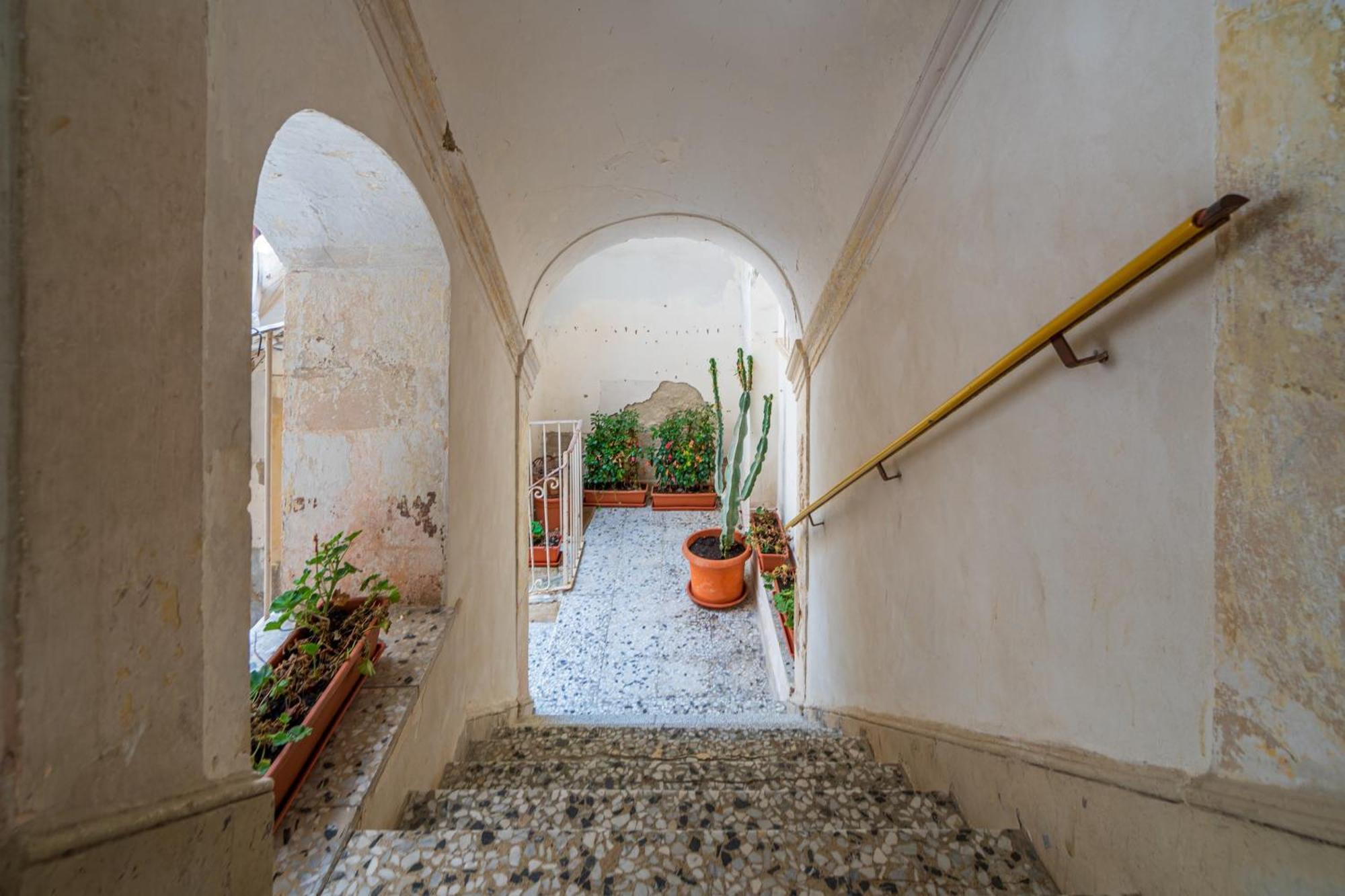 Hotiday Room Collection - Ortigia Opera Syracuse Luaran gambar